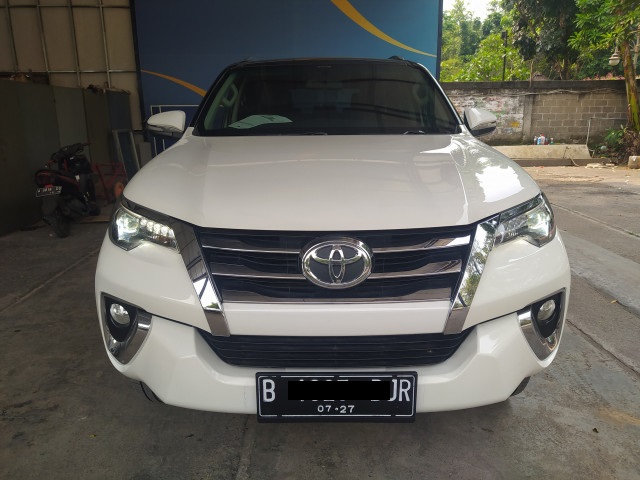 besaran biaya pajak mobil fortuner